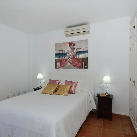 Atolon Main Center By Pvl *